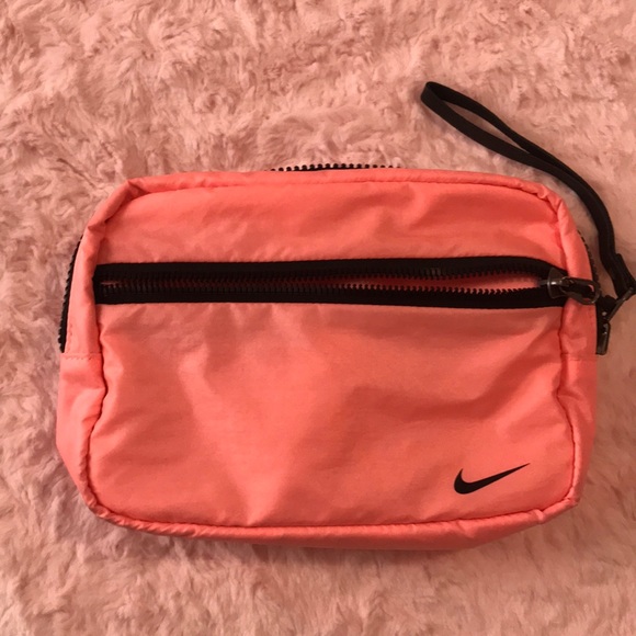 red nike pouch